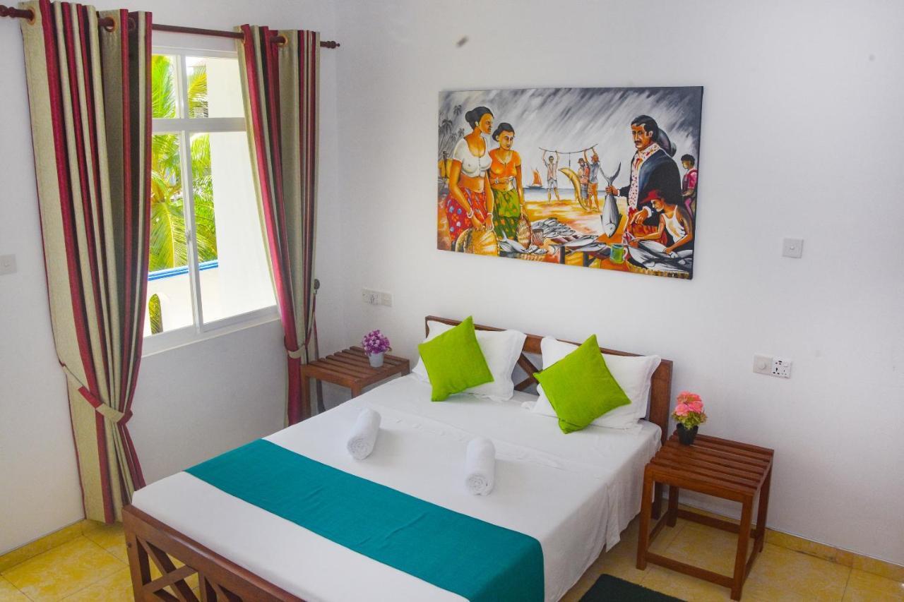 Di Sicuro Tourist Inn ヒッカドゥワ エクステリア 写真
